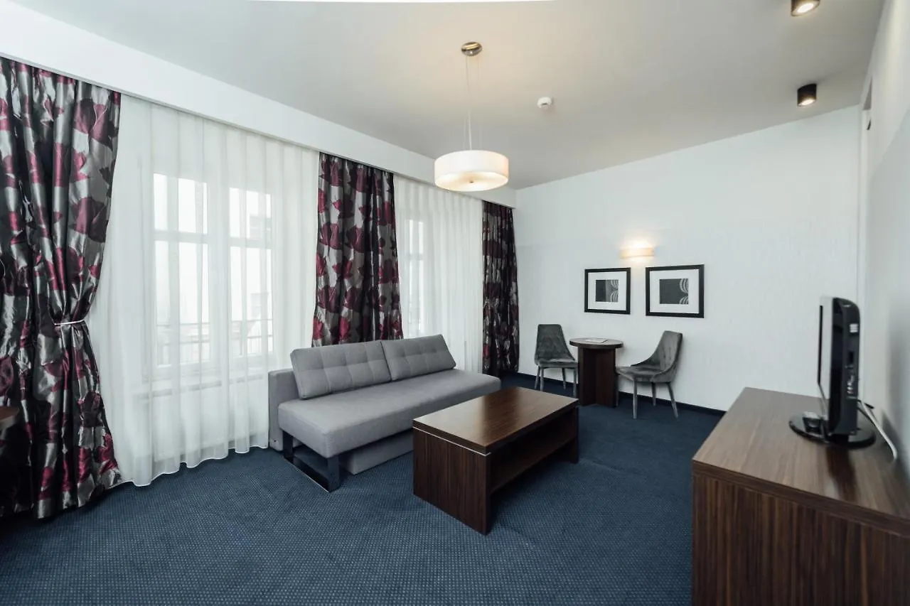 Hotel Rezydent Krakov 3*,