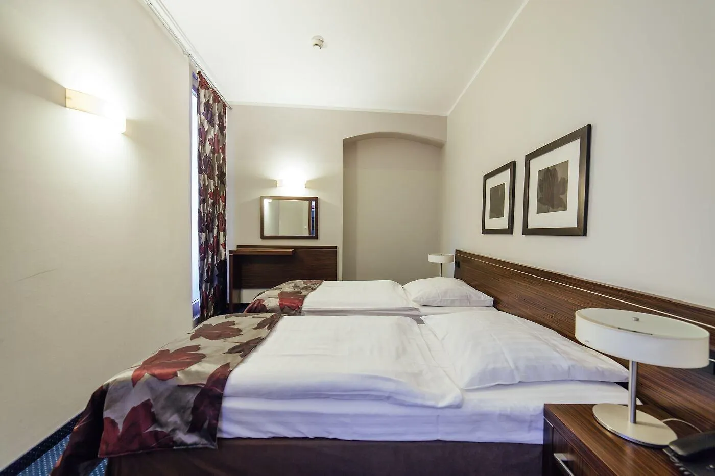 Hotel Rezydent Krakow
